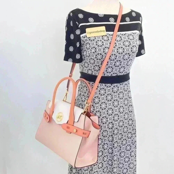 Michael Kors Purse Carmen Medium Flap Satchel shoulder bag new - Picture 5 of 10